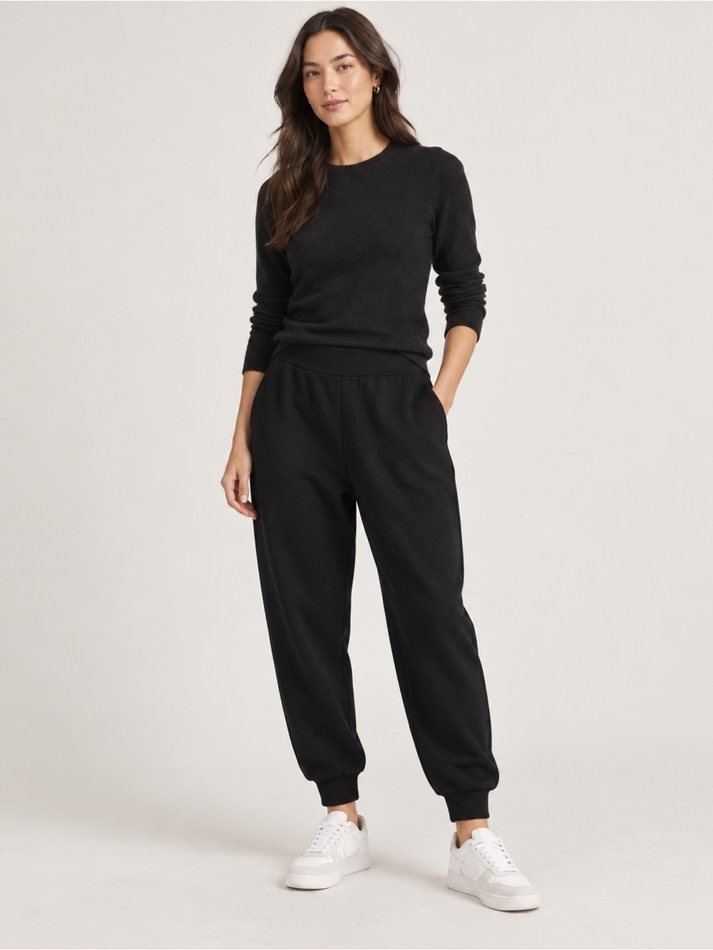 The Group by Babaton Black Relaxed Knit Jogger Pants Size L